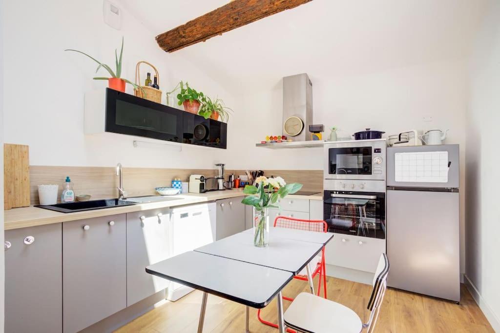 Appartement Place Des Halles Sète Eksteriør billede